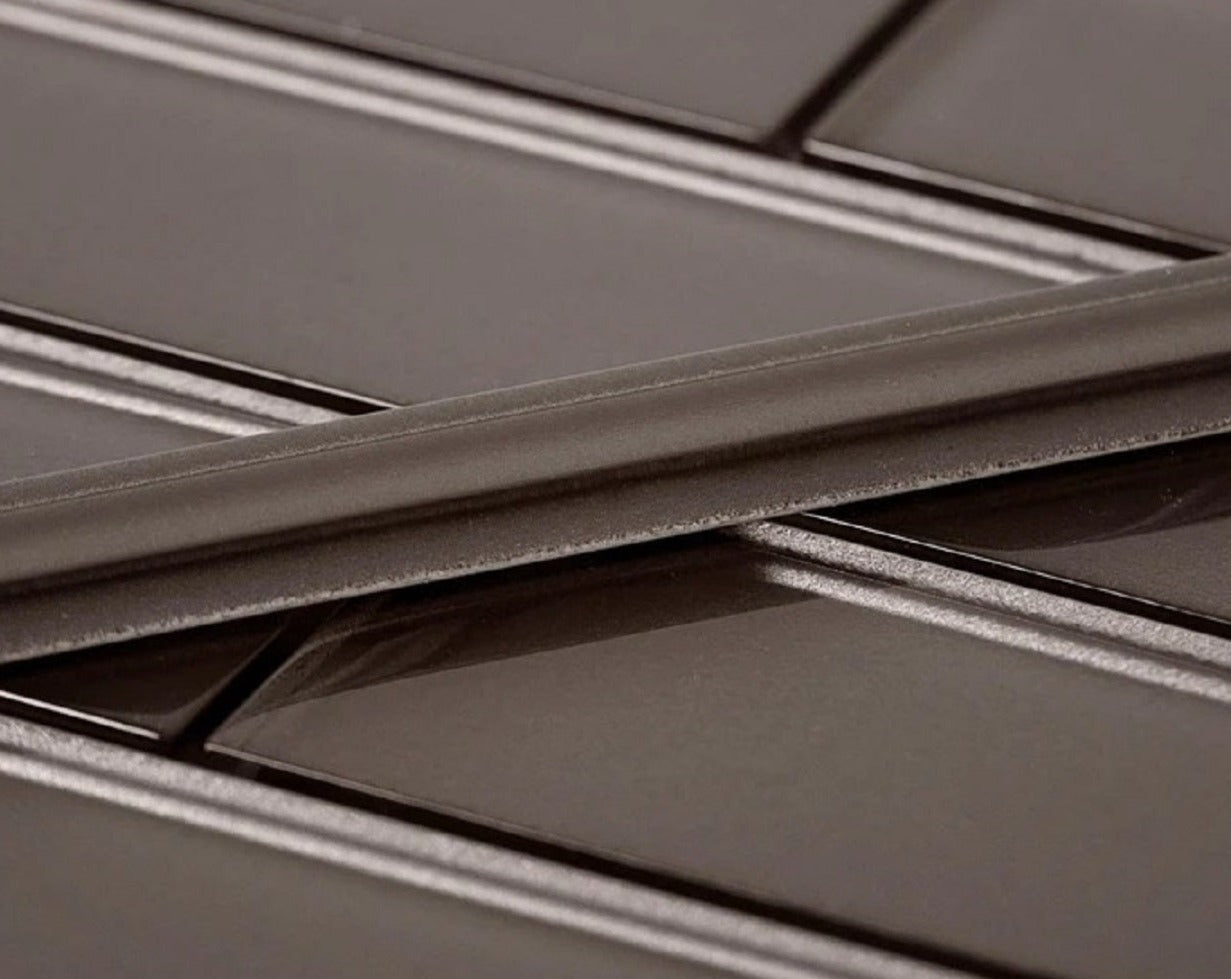 Cedar Brown 0.5 x 12 Glossy Glass Pencil Trim - Sample