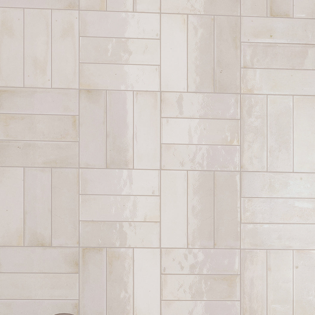 White 2.5 x 8 Glossy Ceramic Subway Tile