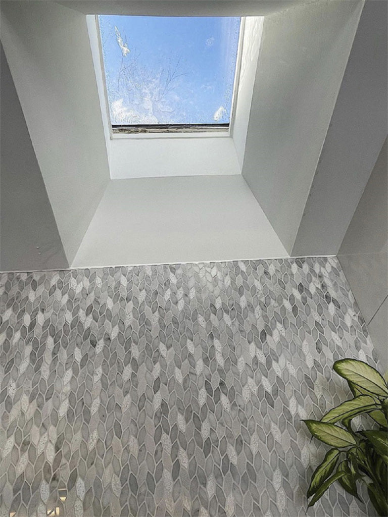 White and Gray 12 x 12 Polished, etched Marble Mosaic Tile